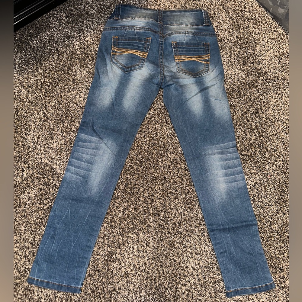 V.I.P Jeans 👖 - Picture 3 of 4